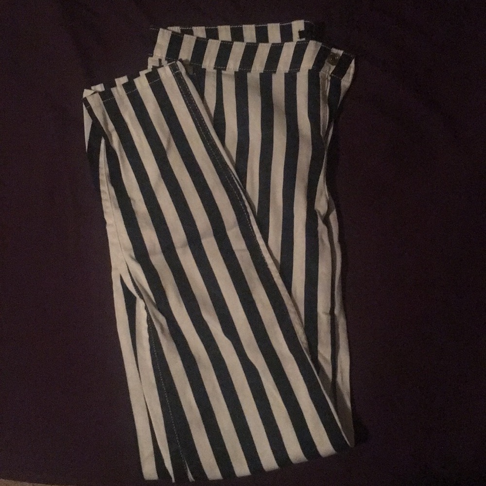 H&M blue and white striped pants